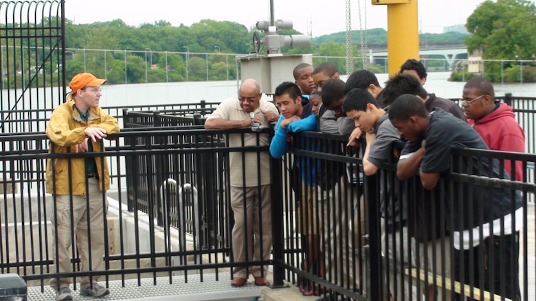 PHILADELPHIA, Pa. — Mark Eberle, U.S. Army Corps of Engineers Philadelphia District Project Biologist, explains the ecological purposes of fish passages to students.