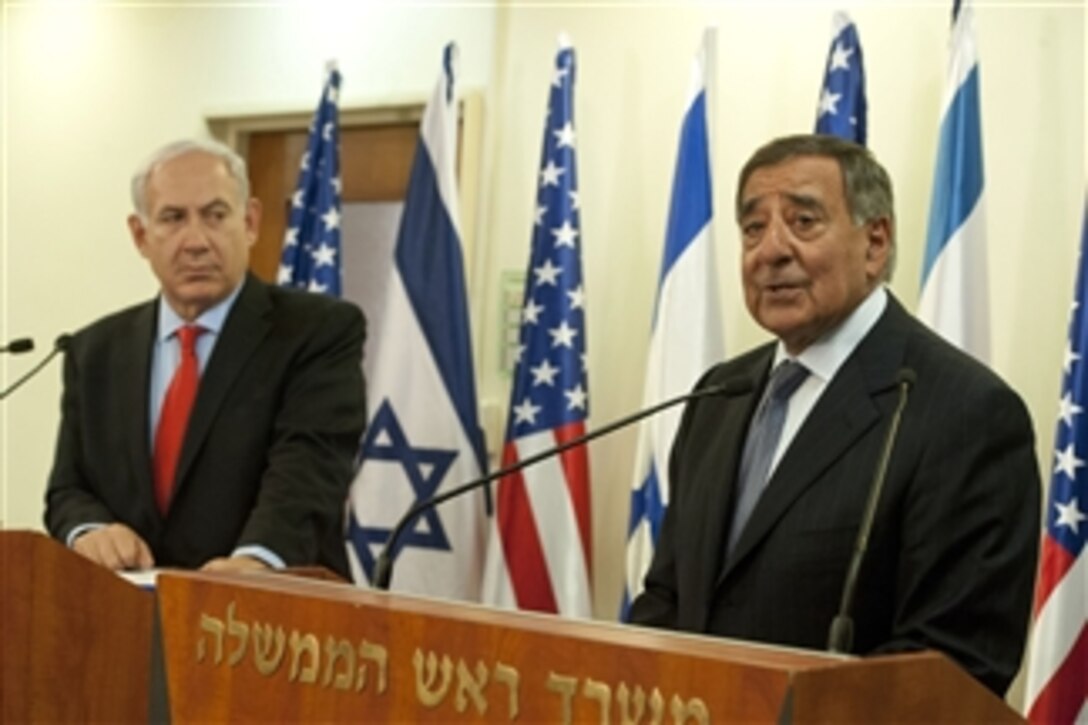Secretary of Defense Leon E. Panetta, right, and Israeli Prime Minister Binyamin Netanyahu brief the press in Jerusalem, Israel, on Aug. 1, 2012.  Panetta is on a 5-day trip to the region, stopping in Tunisia, Egypt, Israel and Jordan to meet with senior leaders and counterparts.  