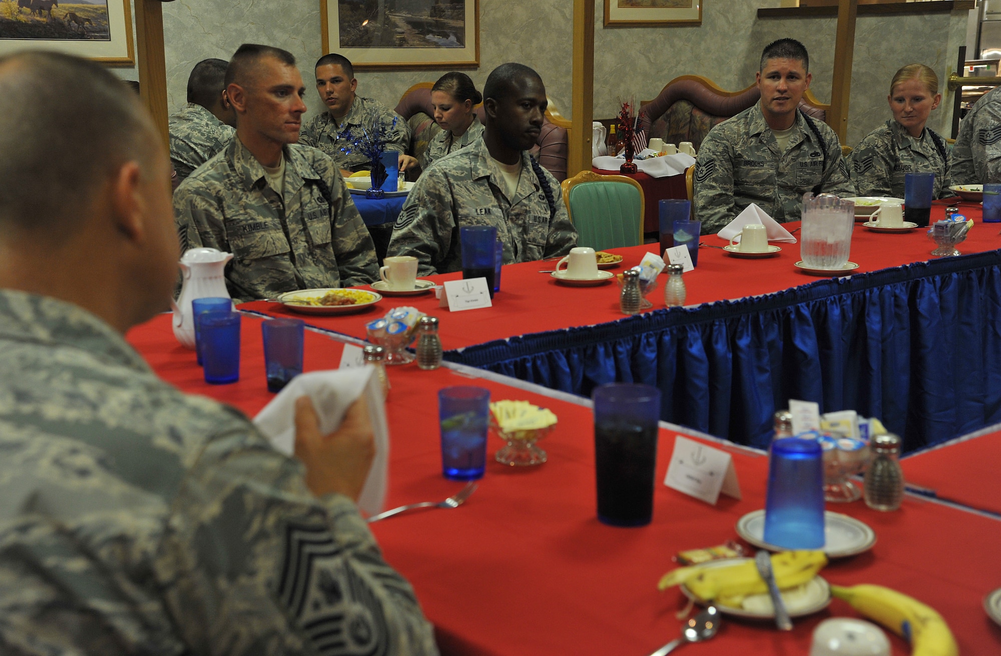 GOODFELLOW AIR FORCE BASE, Texas-- Chief Master Sgt. of the Air Force James A. Roy eats lunch with 17th Training Group Military Training Leaders Aug. 1. Roy ate lunch with the Military Training Leaders to address their concerns and share information regarding the Air Force directly from a senior enlisted leadership perspective. (U.S. Air Force Photo/Airman 1st Class Michael Smith)