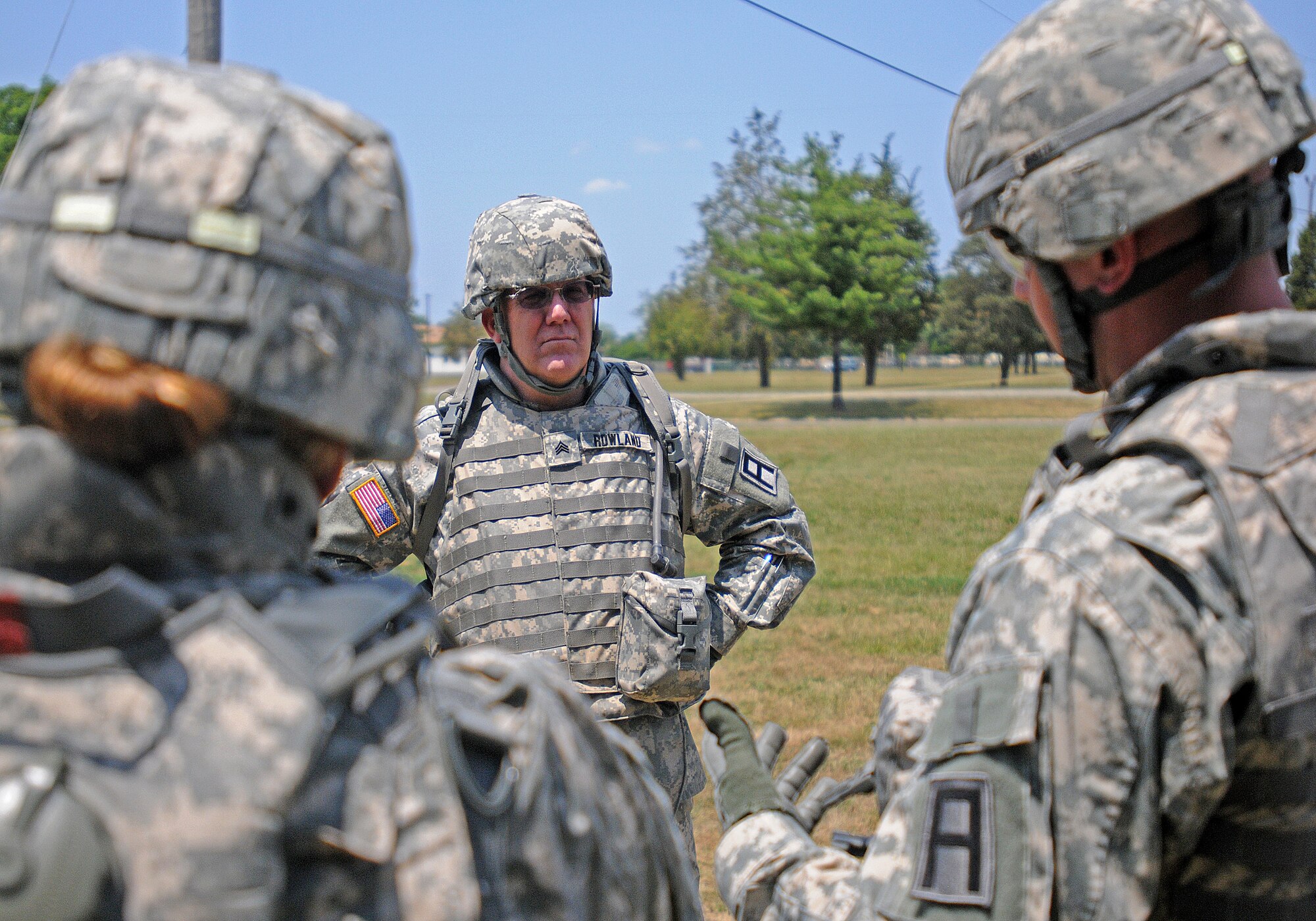 Army Sgt. Phillip N. Rowland, a licensed nurse practitioner with 2-312th, 174th Infantry Brigade, First Army Division East, instructs fellow 2-312th Soldiers on Combat Lifesaver techniques during the unit’s annual training here. (U.S. Army photo by Spc. Alex Kirk Amen/Released) 