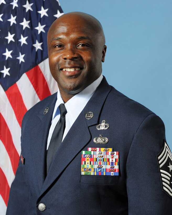 Official photo for Chief Master Sgt. Eric Johnson, 82nd Training Wing command chief.  Johnson, with 25 years of service in the Air Force, came to Sheppard Air Force Base from Luke Air Force Base in Phoenix, Ariz. (U.S. Air Force photo/Frank Carter)