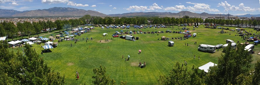 KIRTLAND AFB, N.M. – Thousands of people from Team Kirtland gathered Aug. 3 for Summer Bash at Hardin Field. (Photo by Ken Moore)