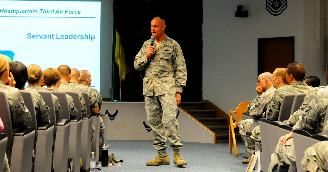 Lt. Gen. Craig Franklin, 3rd Air Force commander talks to nearly 200 service members from the Army, Navy, Air Force and Marines during a full-day leadership seminar hosted by the KMC Top III Total Force Development Council Aug. 3 at the Kisling NCO Academy auditorium on Kapaun Air Station, Germany. From junior enlisted to senior officer, all members who attended the seminar learned about the importance of being bold leaders. (U.S. Air Force photo/Staff Sgt. Travis Edwards)