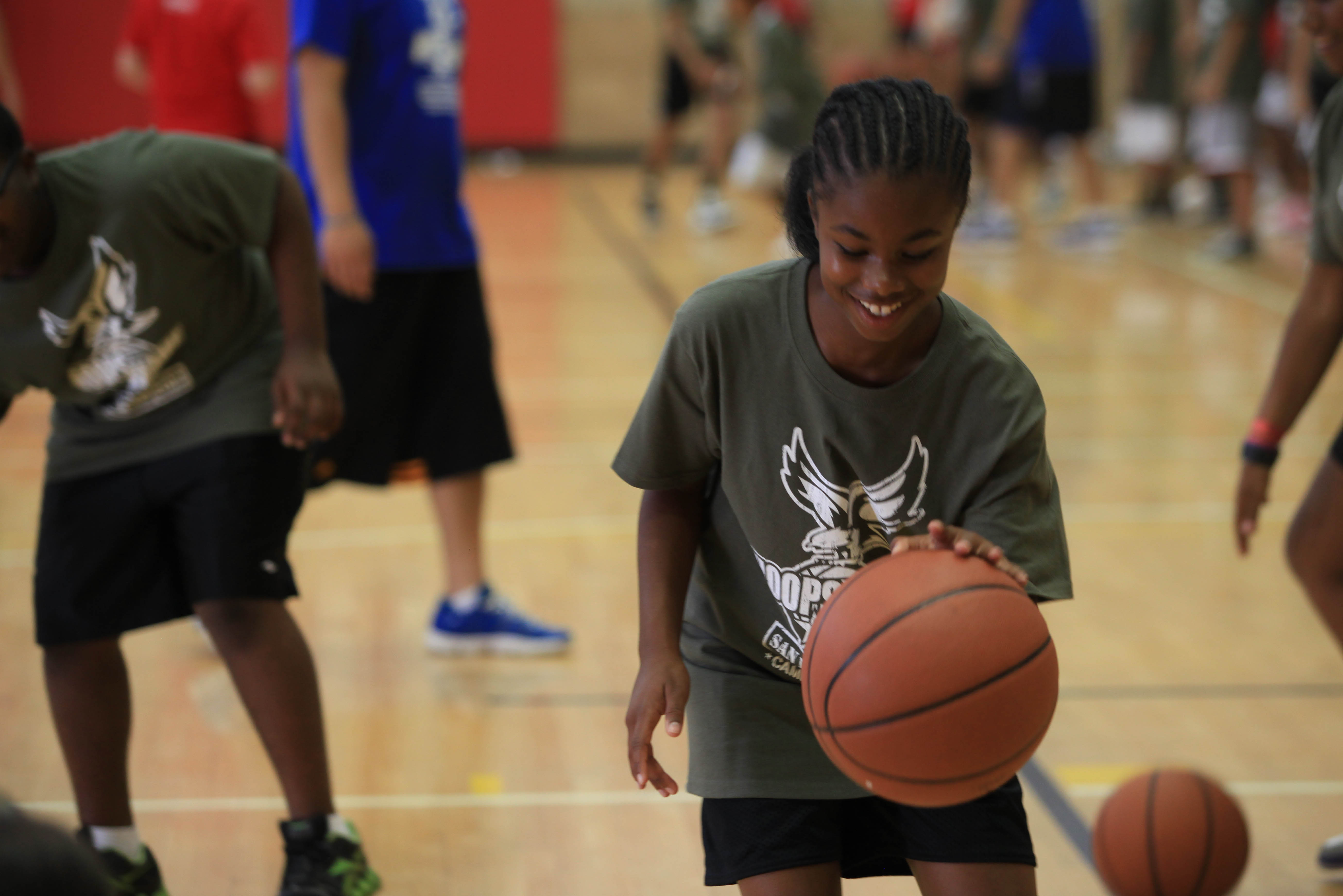 Hoops From Home Brings Nba Stars To Pendleton Marine Corps Base