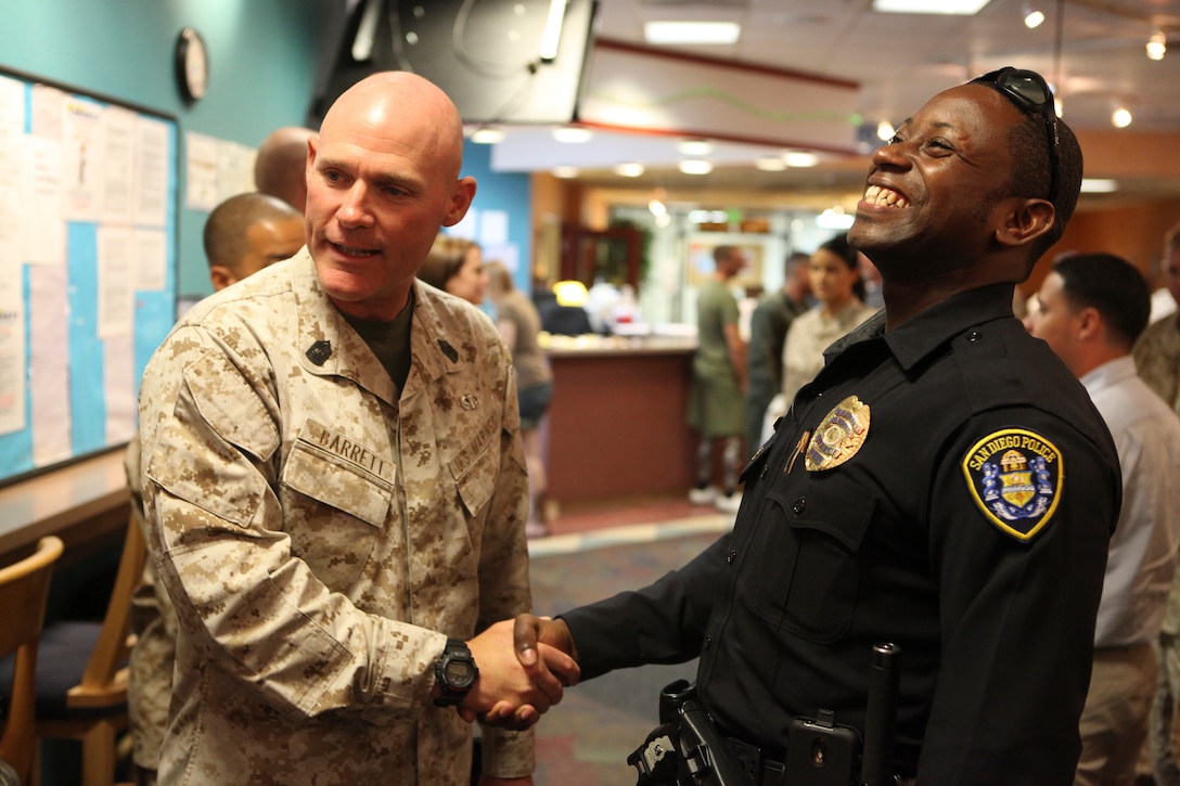 Sgt. Maj. Micheal P. Barrett, the 17th Sergeant Major of the Marine Corps, visits Naval Medical Center San Diego, Calif., Aug. 22, 2012.