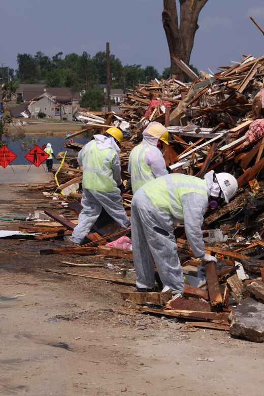 In the spring of 2011, tornados ripped through the state of Alabama. Several Charleston District personnel volunteered to deploy to the area to clean up debris and get the town back on its feet.