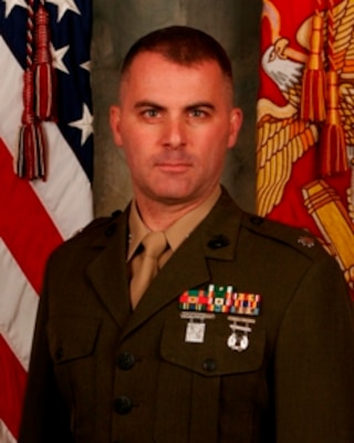 Battalion Commander, 4th Landing Support Battalion > Marine Corps ...