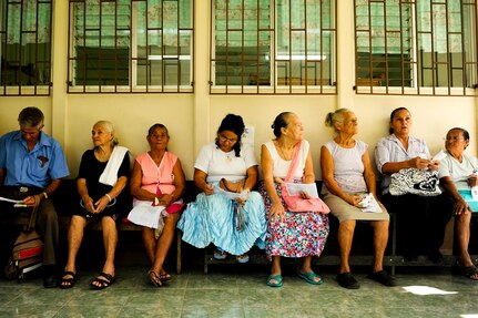Local patients in the village of Damitas, Costa Rica, wait in line to see a health care provider from Joint Task Force-Bravo’s Medical Element during a two-day joint Medical Readiness Training Exercise. Together with Costa Rica’s Ministry of Health and Social Services, JTF-Bravo delivered medical care to 704 patients.  (U.S. Air Force photo/1st Lt. Christopher Diaz)