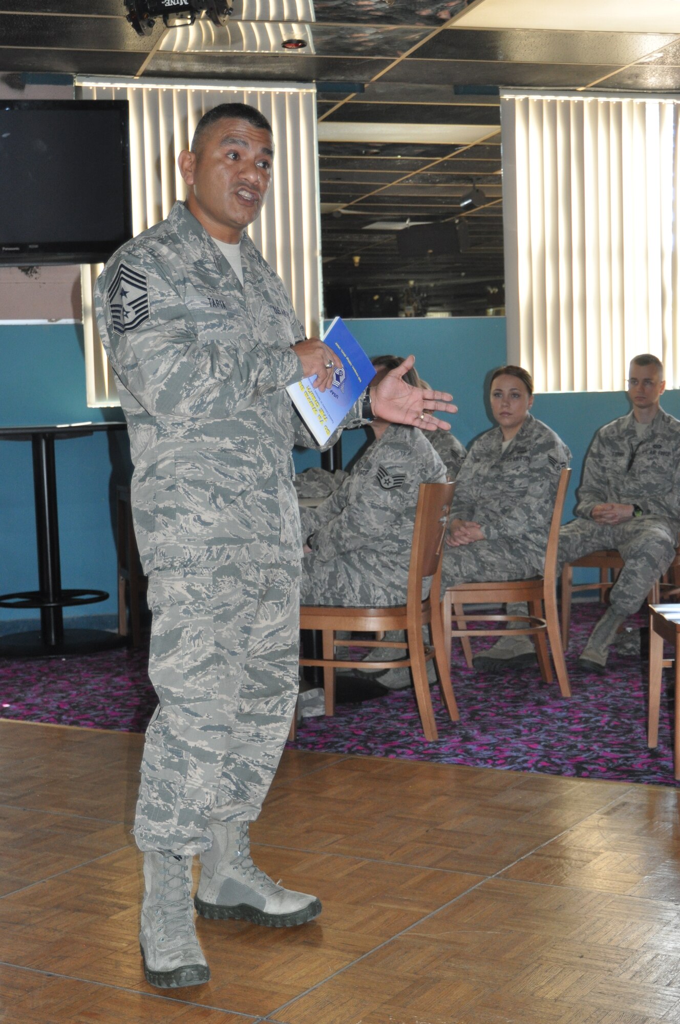 12th Air Force (Air Forces Southern) held professional develop seminars today as part of their 70th Anniversary Celebration here, Aug. 24. Military members and civilian guests participated in a “Lessons learned on Leadership” seminar led by various 12th AF wing commanders, an “Enlisted leaders in actions” seminar led by various 12th AF command chiefs, a “Servant leadership” seminar led by Chief Master Sgt. Gerardo Tapia, 12th AF (AFSOUTH) command chief, and a “Leadership Lessons from the Hanoi Hilton” seminar led by Col. (ret.) Lee Ellis. (USAF photo by Master Sgt. Kelly Ogden/Released). 
