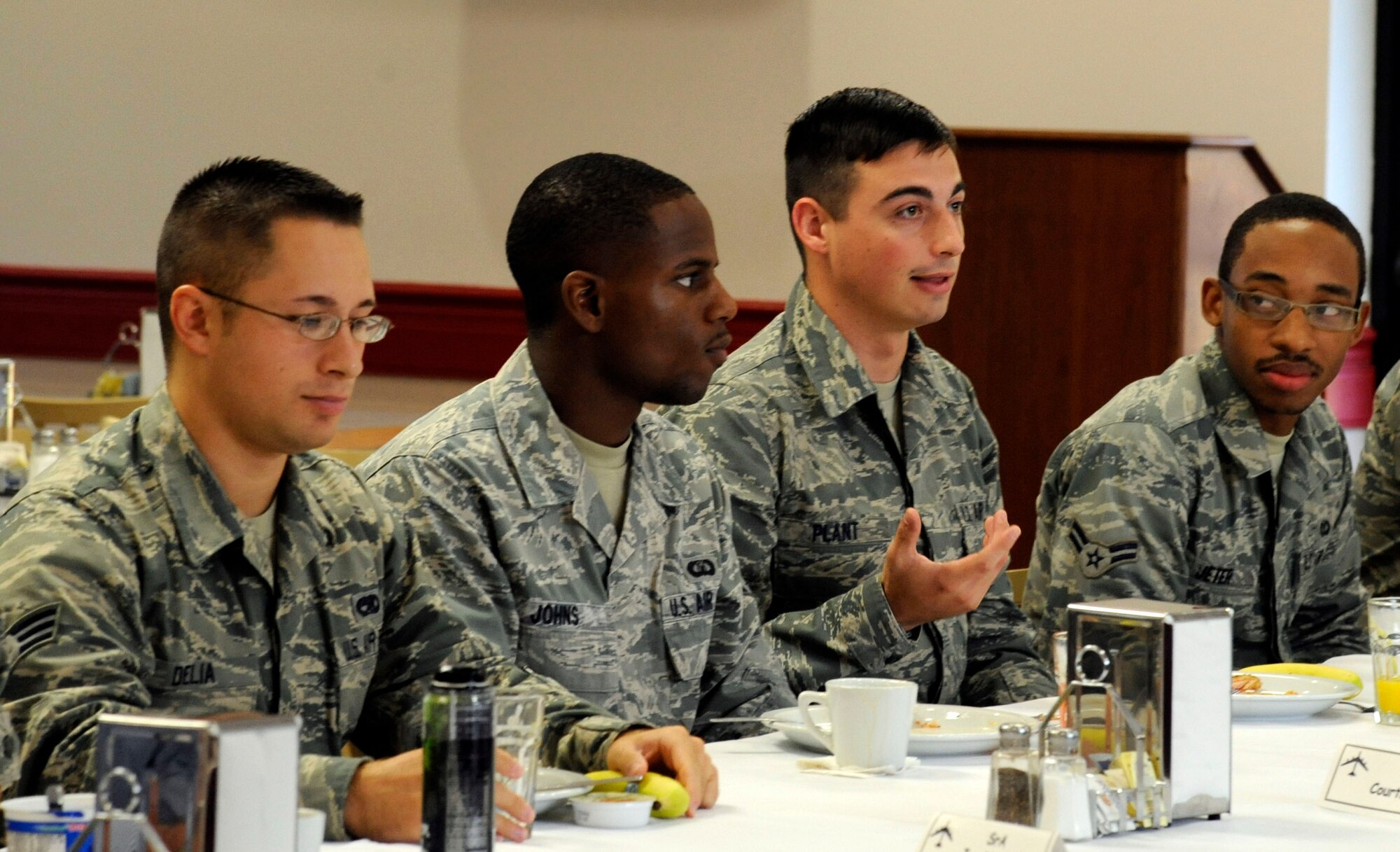 Senior Airman Dana Plant, 2nd Civil Engineer Squadron, speaks at the Defense Science Board breakfast on Barksdale Air Force Base, La., Aug. 28. Plants was one of many Airmen to attend the breakfast and meet with retired Air Force General Larry Welch, 12th Chief of Staff of the Air Force, to discuss work-related issues and how they can be fixed. (U.S. Air Force photo/Airman 1st Class Andrew Moua)(RELEASED)