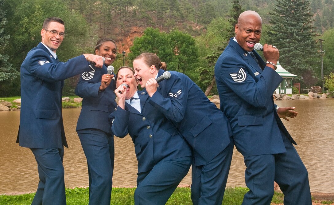 Vocalists at Green Mountain Falls, CO - Funny, USAF photo/TSgt Charles Hatton