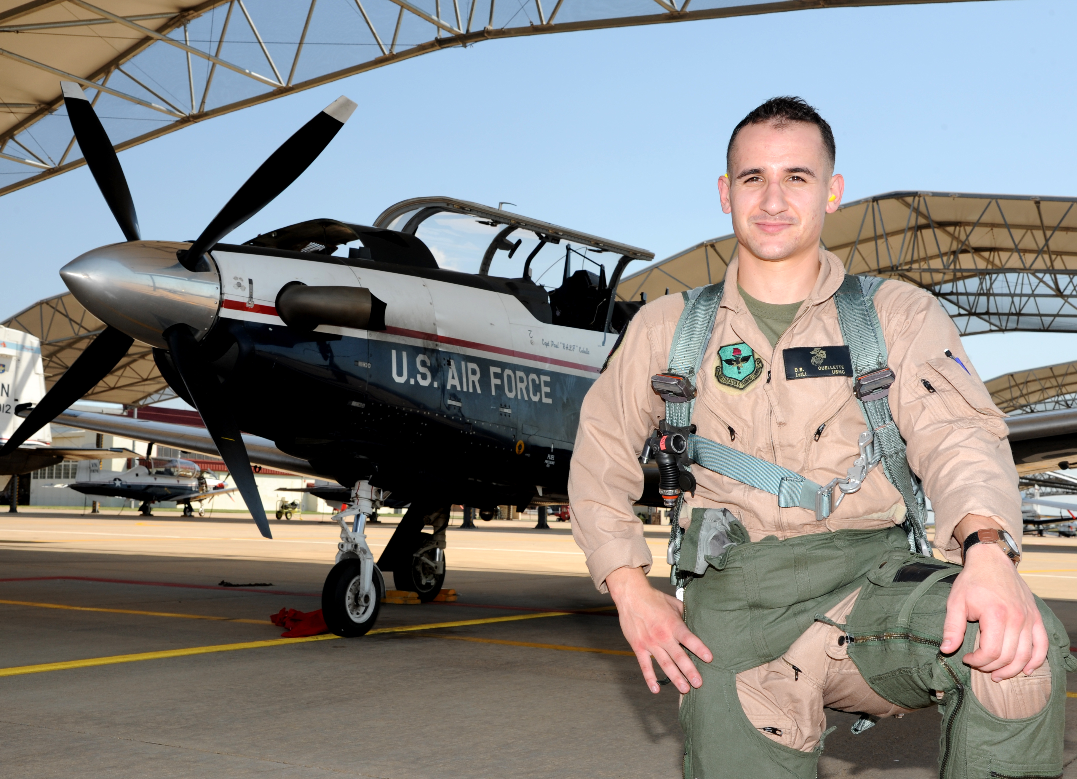 Marines Offer Former Pilots Up To $100K To Come Back To Active Duty |  Military.com