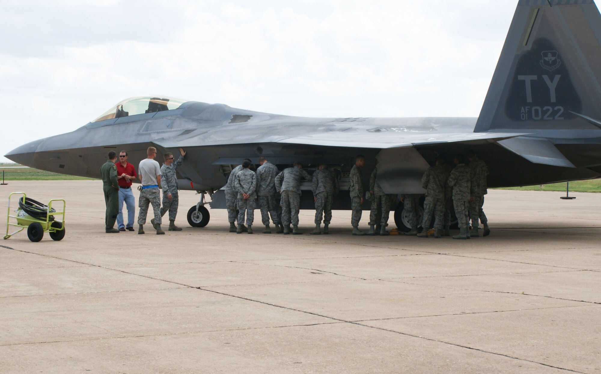 Students from the 363rd Training Squadron get armament familiarization training on the F-22 Raptor from 325th Aircraft Maintenance Squadron personnel Aug. 28, 2012 at Sheppard Air Force Base, Texas.  The 82nd Training Wing and 80th Flying Training Wing assisted in bedding down 14 aircraft and 40 personnel after their evacuation from Tyndall Air Force Base, Fla., due to Hurricane Issac.  (U.S. Air Force photo/Dan Hawkins)