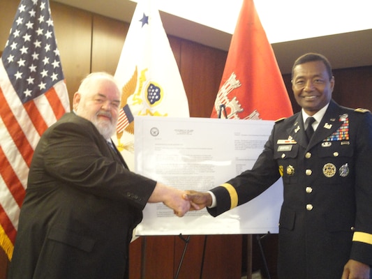 From left: Dr. James E. Kundell, Chair of the Chief of Engineers Environmental Advisory Board, and Commanding General and Chief of Engineers Lt. Gen. Thomas P. Bostick at the public release of the Army Corps of Engineers reinvigorated Environmental Operating Principles.
