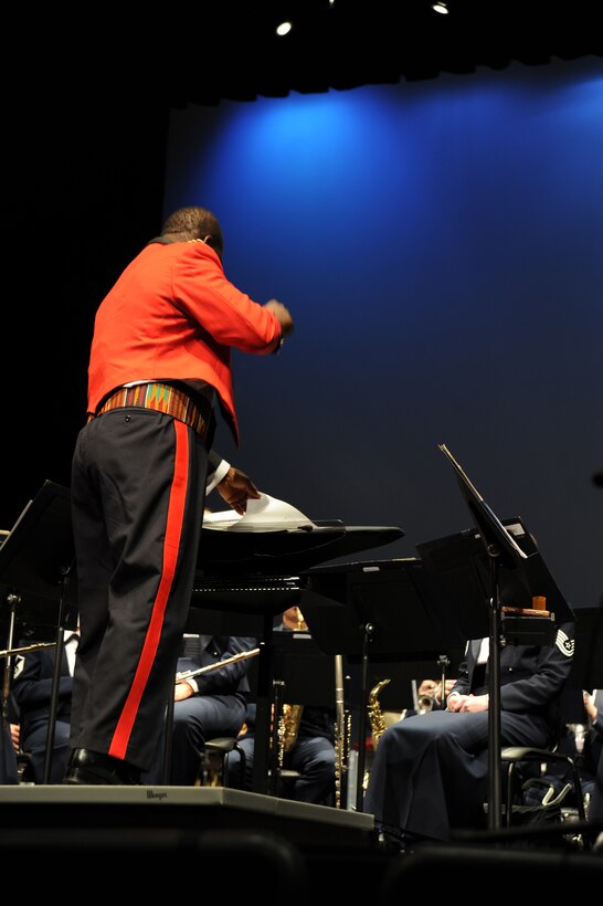 Col. Sampson Paa-Kwesi, Guest Conductor from Ghana, leads the U.S. Air Force Concert Band at the Bowie Center fot he Performing Arts in Bowie, Md., Aug. 29, 2012.  Col. Ebonyi is currently the director of music and bands and the Ghana Armed Forces.  (U.S. Air Force photo/Staff Sgt. Torey Griffith)
