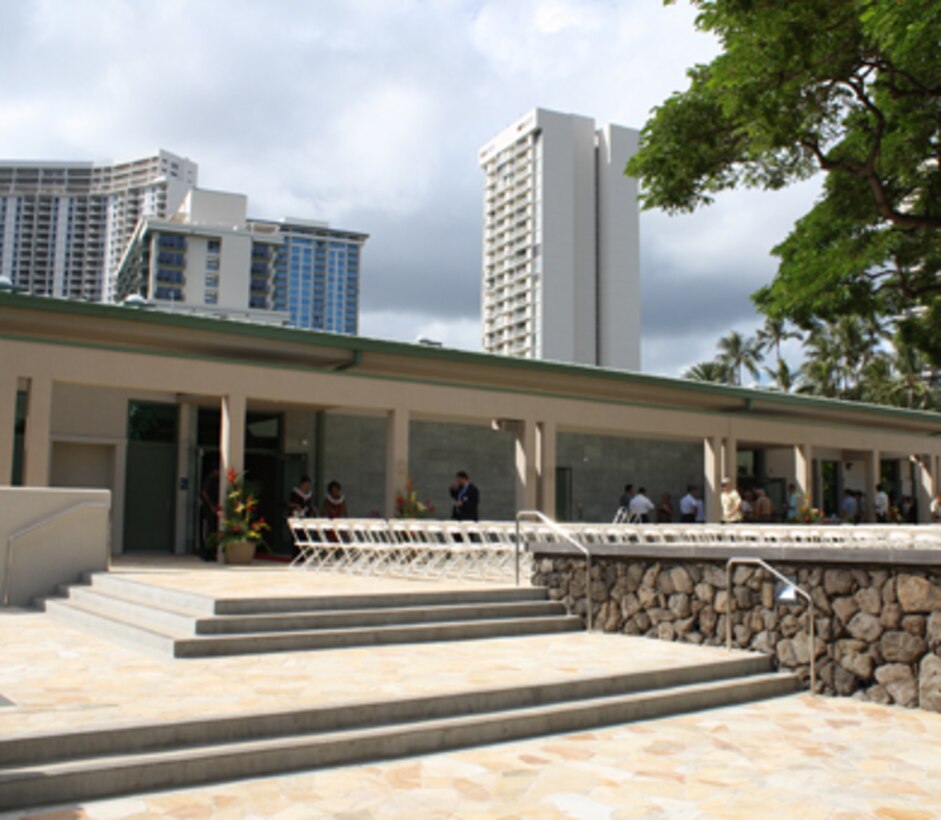 Maluhia Hall, a new state-of-the-art learning center at the Asia-Pacific Center for Security Studies brings more than 10,000 sq ft of additional classroom space to support the U.S. Department of Defense institute’s security cooperation and executive education programs.