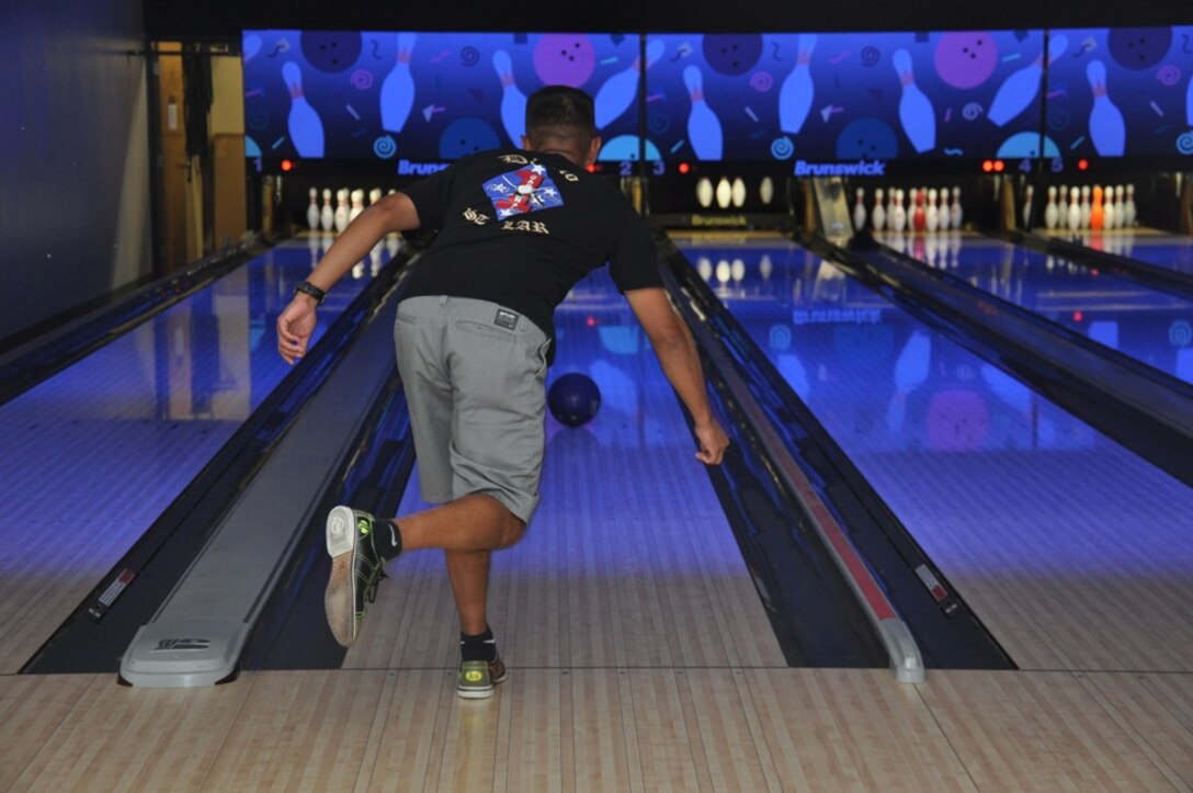 First Sergeant Arthur Hernandez, first sergeant of Marine Corps Logistics Base Barstow, Headquarters Battalion, bowling aboard the base, Nov. 30. MCLB Marines participated in a bowling tournament for $10; all proceeds went to the Combined Federal Campaign. 