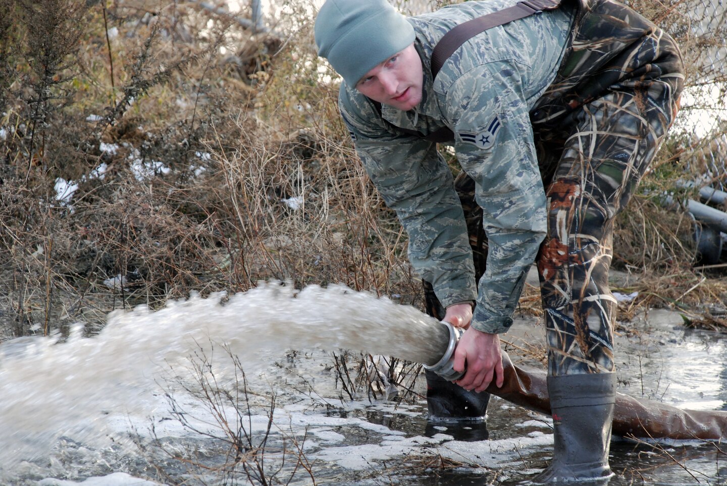 Service members, supporting the Army Corps FEMA mission to allow access to flooded homes in Breezy Point, NY, pumped an average of 750,000 to 1 million gallons of water a day in the week following Hurricane Sandy. The team, under the direction of the U.S. Army's 19th Engineer Battalion, consisted of more than 600 service members from the U.S. Army, Navy, Air Force and Marines. It worked in coordination with the local emergency responders and officials to allow access and speed recovery efforts in New York.