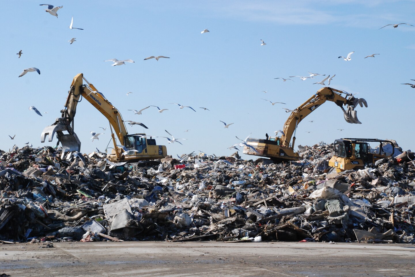 Debris is collected and then loaded onto trucks at Jacob Riis Park in Far Rockaway in Queens, N.Y. for shipping to landfills. The U.S. Army Corps of Engineers provided debris removal assistance after Hurricane Sandy as part of a FEMA mission assignment.  