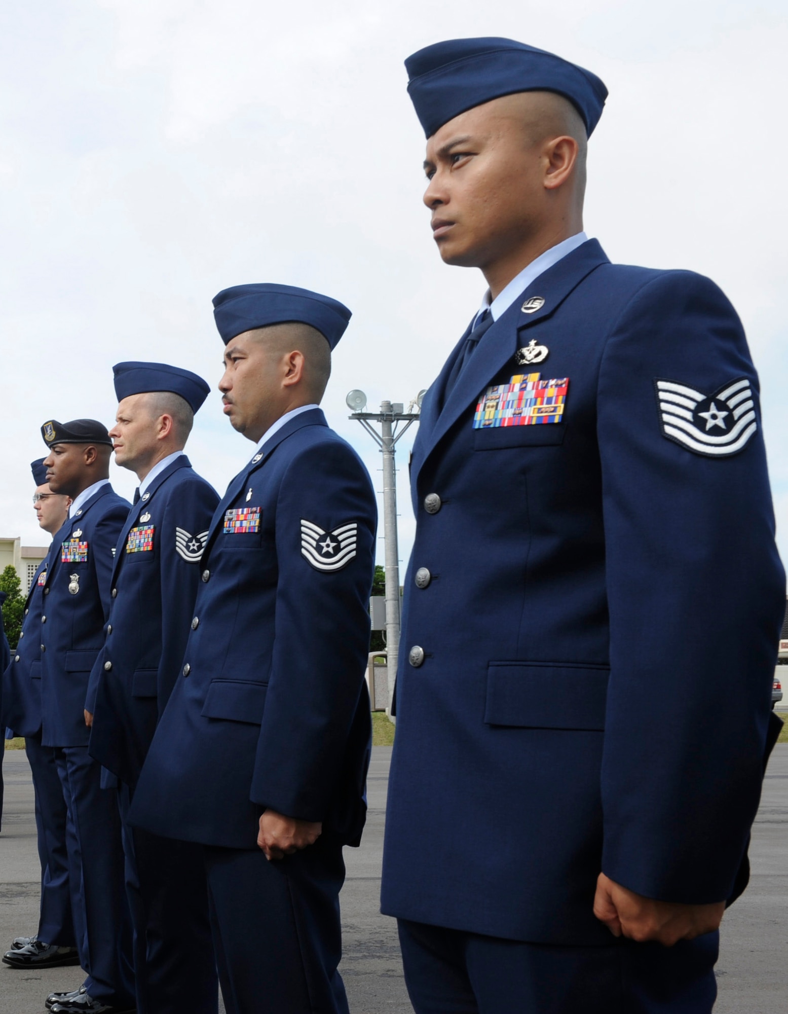 Headquarters Air Force has rescinded the policy on the wear of Blues on Mondays and delegated the decision on uniform wear to major command commanders. (U.S. Air Force photo/Airman 1st Class Justin Veazie)