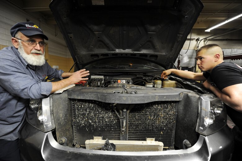 Car care classes > Cannon Air Force Base > Article Display