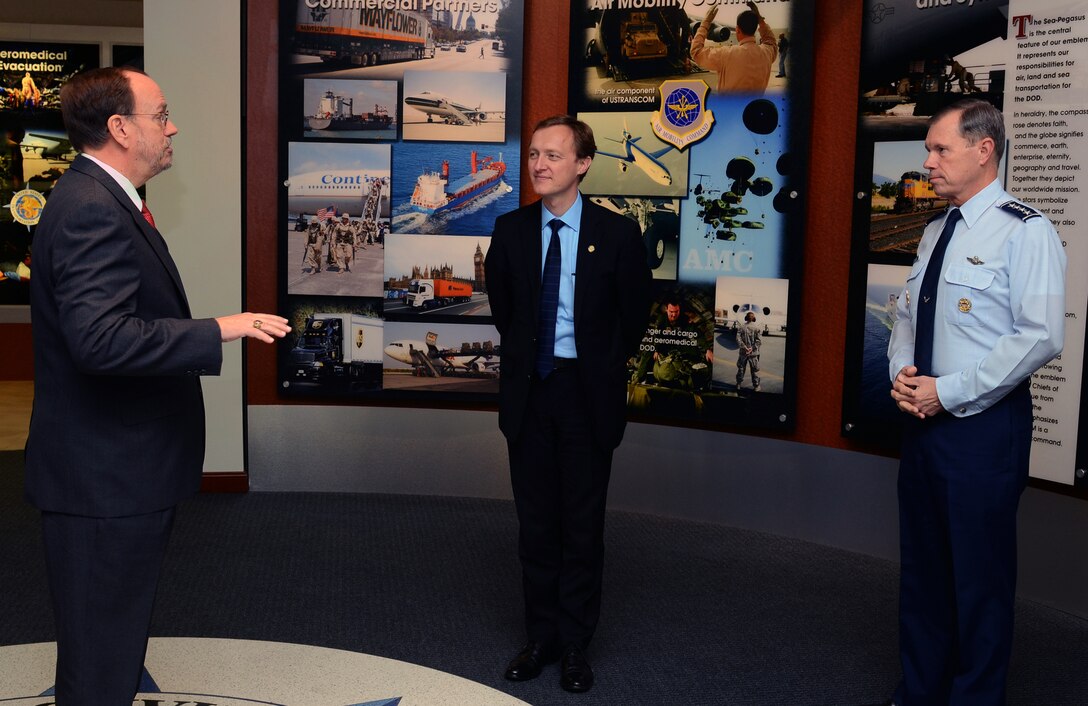 Gen. William M.  Fraser III, commander, U.S. Transportation Command and Dr.
Jay Smith, director, U.S. Transportation Command Research Center, Welcome
Ambassador Andris Razans, Republic of Latvia, to U.S. Transportation Command
and Air Mobility Command on Scott Air Force Base, Ill., Dec. 11, 2012.  The
ambassador also received an AMC command briefing and a tour of the 618 AOC
(TACC).  Building partnership capacity is vital for AMC to continue to
answer the call so others my prevail.  (Department of Defense Photo/Bob
Fehringer)
