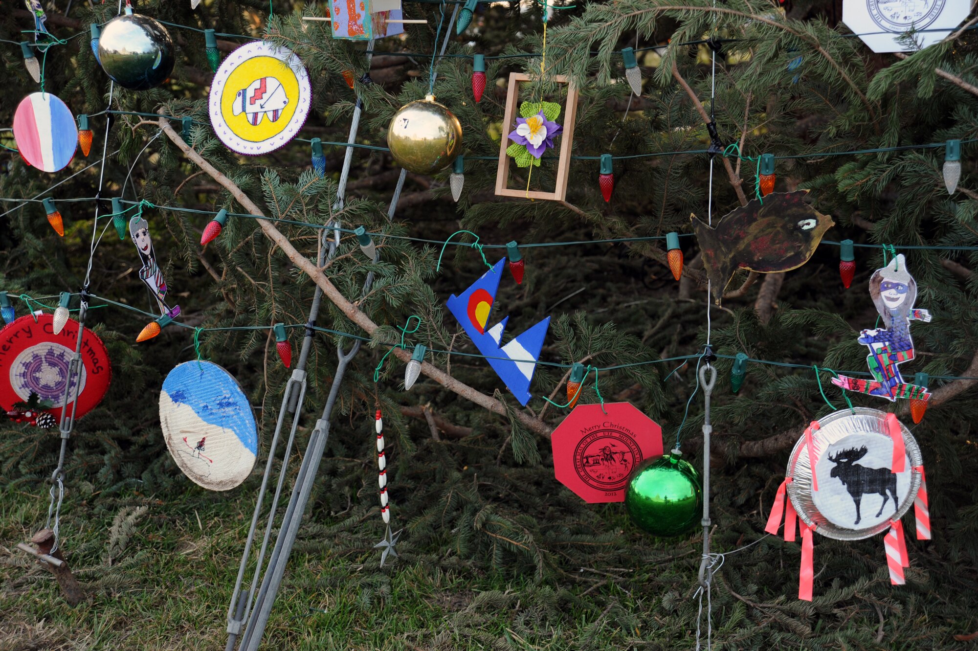 Hand-made ornaments from the citizens of Colorado adorn the Capitol Christmas Tree on the West Front Lawn of the Capitol Building in Washington, D.C. on Dec. 4, 2012.  The U.S. Air Force Band's Ceremonial Brass ensemble provided traditional holiday tunes for the official lighitng ceremony. (U.S. Air Force photo/Staff Sgt. Torey Griffith)