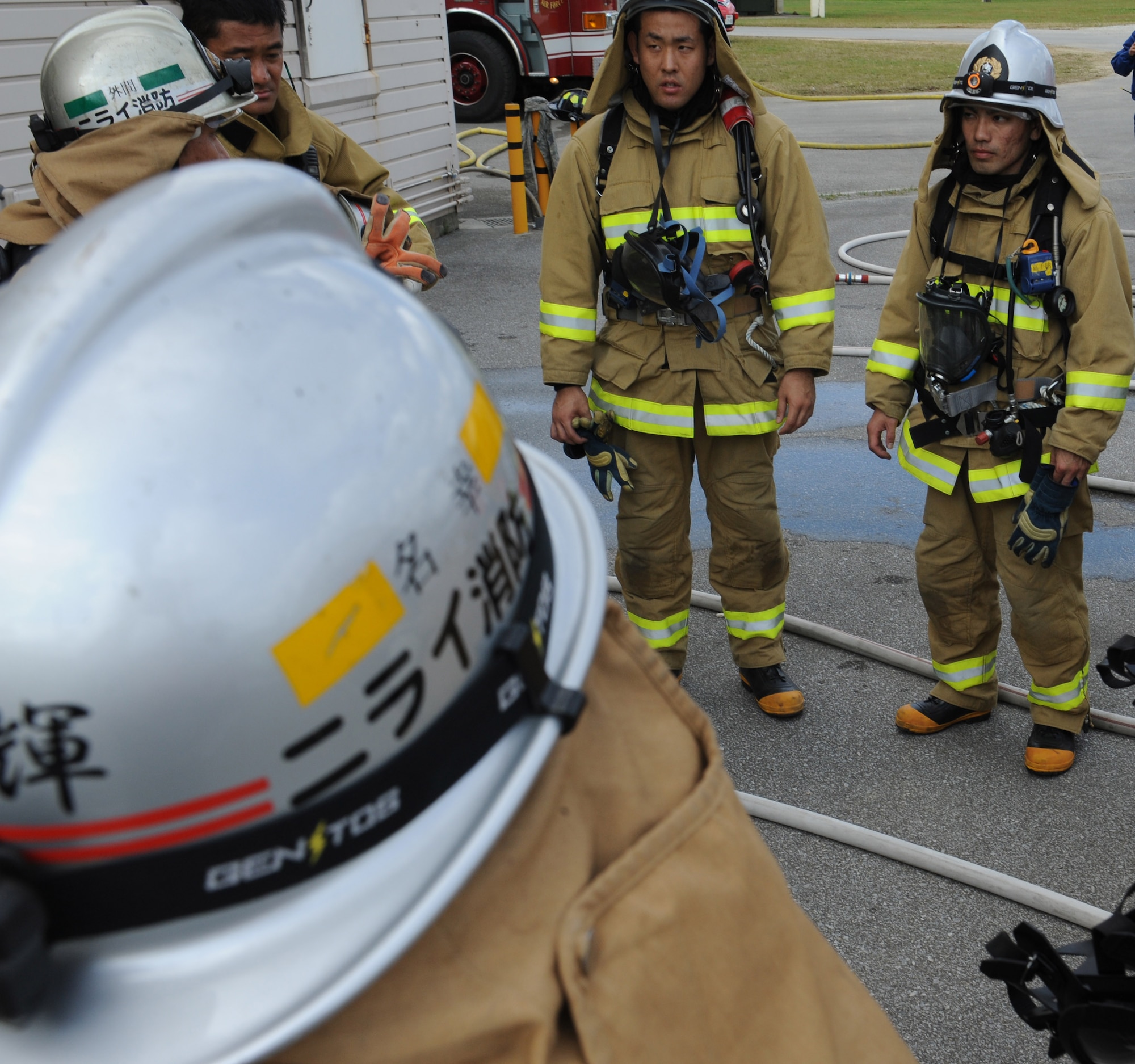 U.S., Japan firefighters team up, tackle training > Pacific