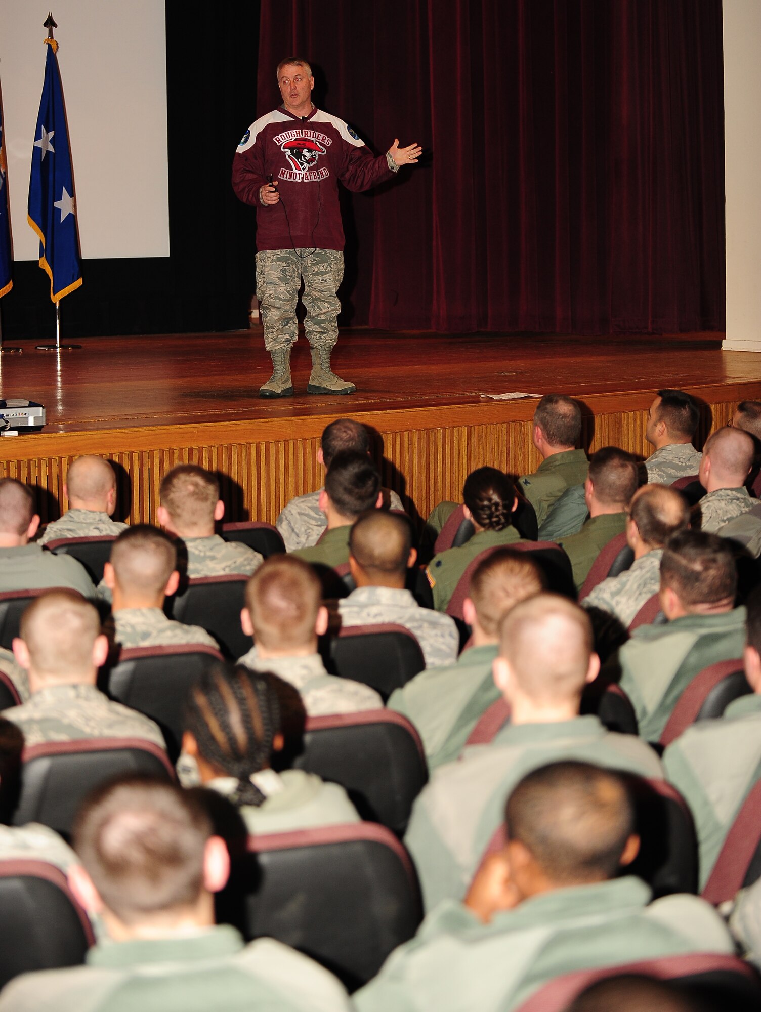 MINOT AIR FORCE BASE, N.D. -- Maj. Gen. Michael J. Carey, 20th Air Force commander, visits with Airmen from the 91st Missile Wing and leadership Dec. 14. Carey visited Minot Air Force Base and conducted an all-call at the base theater, where he spoke with the Airmen and congratulated them on their achievements at this year's Air Force Global Strike Challenge. (U.S. Air Force photo/Airman 1st Class Kristoffer Kaubisch)