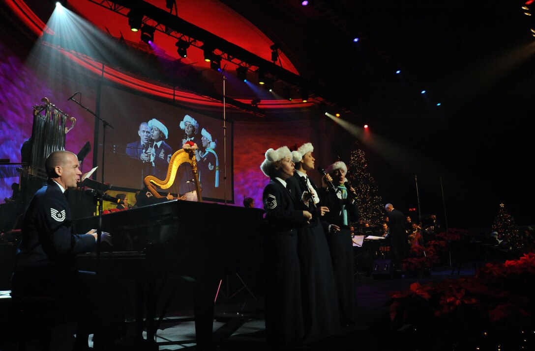 US Air Force Band Holiday Concert