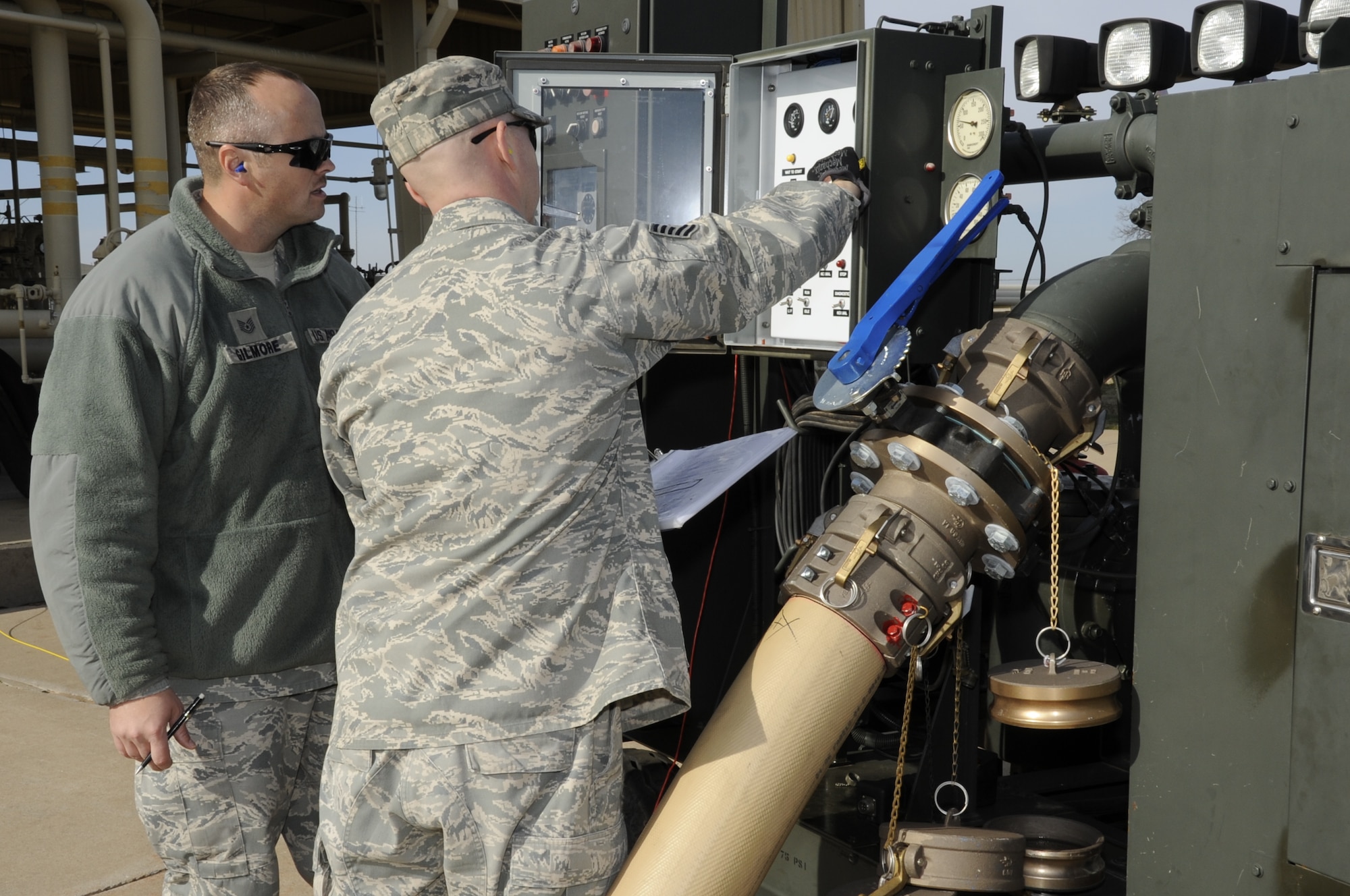 Airmen practice shut down procedures on refueling equipment Jan. 31, 2012 during the new Fuels Operational Readiness Capability Equipment (FORCE) training course taught by the 364th Training Squadron at Sheppard Air Force Base, Texas.  FORCE training looks at the fuels equipment of the future currently only being used in deployed locations. (U.S. Air Force photo/Frank Carter)