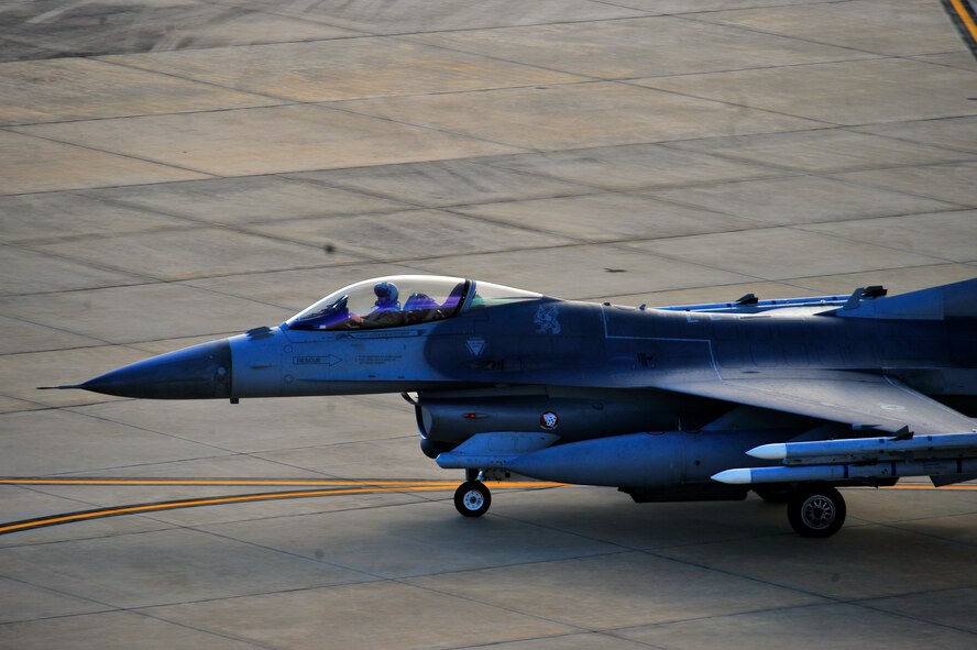 U.S. Air Force F-16 Fighting Falcon, remains parked on the flightline during an Operational Readiness Exercise at Shaw Air Force Base, S.C. Jan. 31, 2012. ORE’s train Shaw team members to be mission capable and prepare for deployments. (U.S. Air Force photo/Senior Airman Neil D. Warner/Released)
