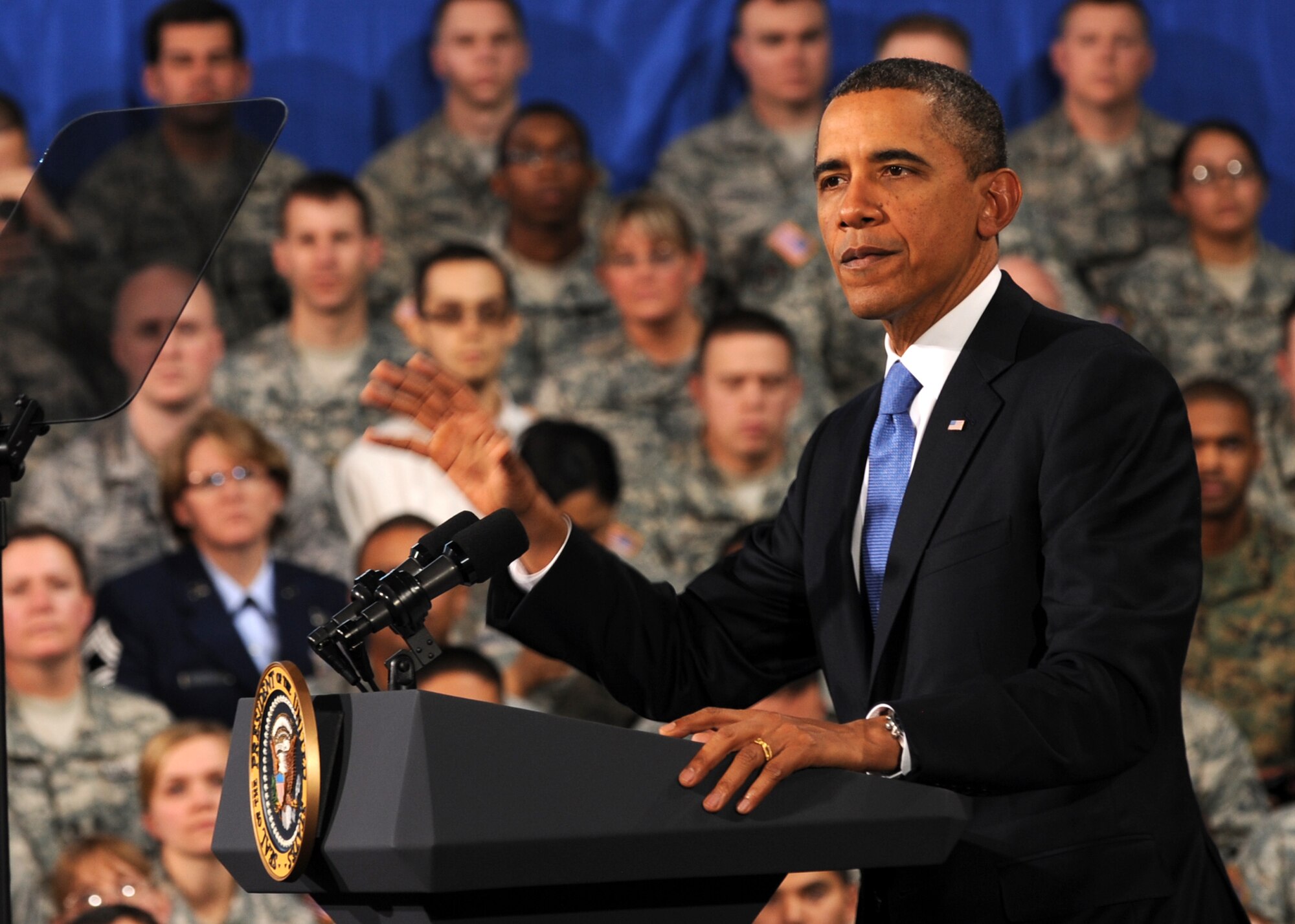 BUCKLEY AIR FORCE BASE, Colo. -- President Barack Obama holds a press conference Jan 26, 2012. The president arrived here at Buckley to speak about his new clean energy programs. (U.S. Air Force photo by Senior Airman Marcy Glass)
