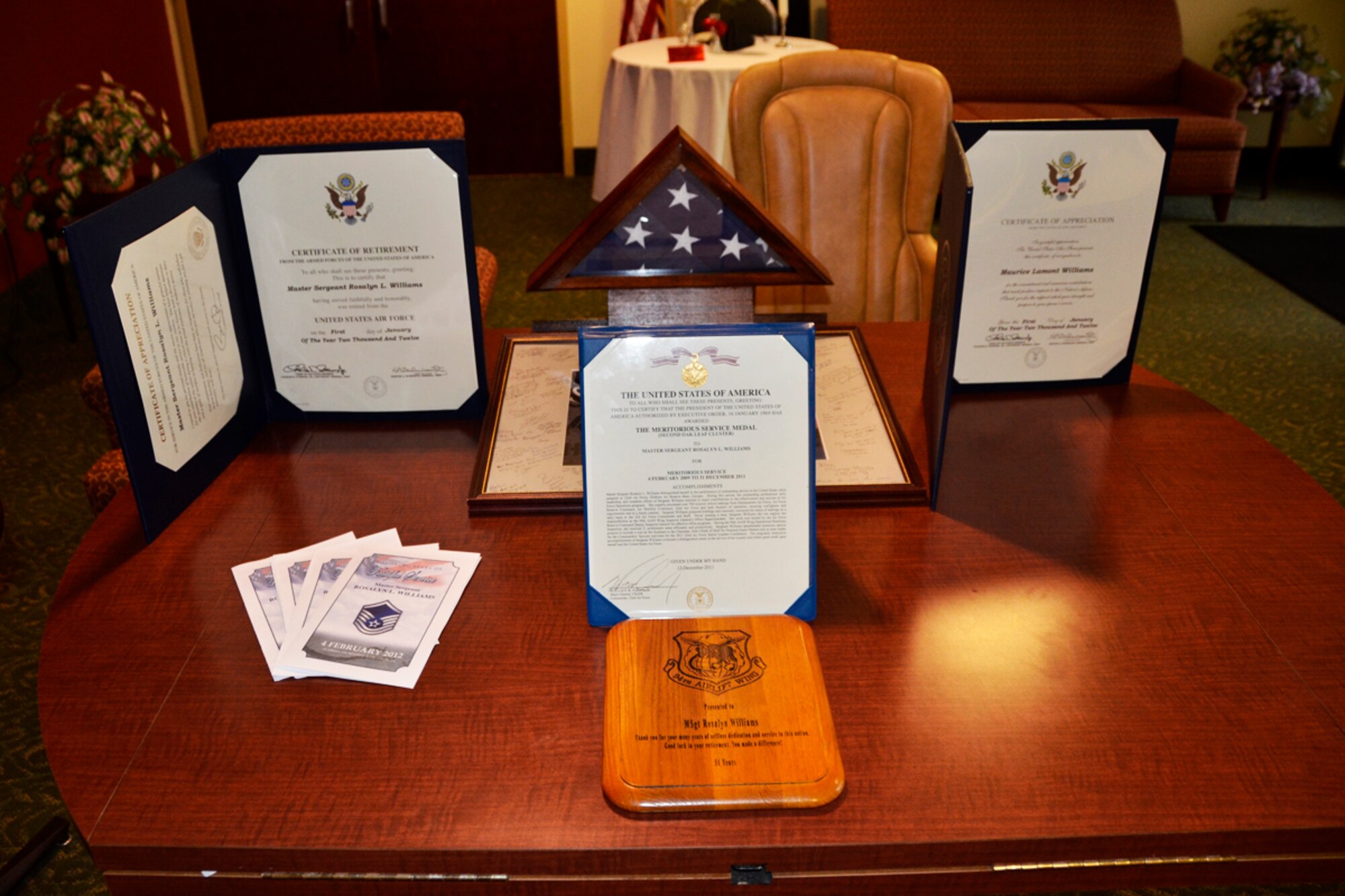 Master Sgt. Rosalyn L. Williams, Headquarters 22nd Air Force Tasker Division superintendant, retired Feb. 4 after 30 years of service at a ceremony held in the 22 AF Conference Center, Dobbins Air Reserve Base, Ga. The ceremony was immediately followed by a reception at the Dobbins Consolidated Club.  (U.S. Air Force photo/Master Sgt. James Branch)