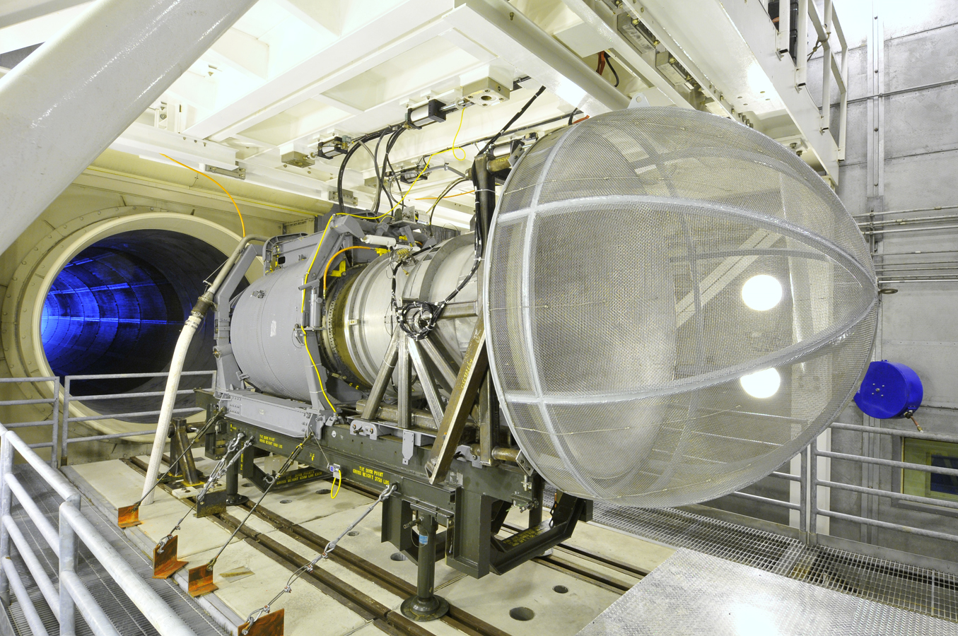 The A10 fighter’s power plant, the TF34GE100, on the test stand at