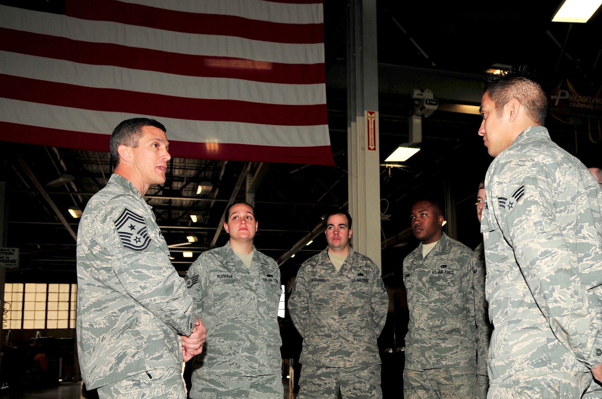 U.S. Air Force Chief Master Sgt. Richard Parsons, Air Combat Command command chief, talks to Airmen and shares his experiences in the Air Force, Shaw Air Force Base, S.C. Feb. 8, 2012. He is the enlisted advisor to the commander and staff for the enlisted force stationed at 27 wings, 17 bases and more than 200 operating locations around the world. (U.S. Air Force photo by Airman 1st Class Ashley L. Gardner/ Released)

