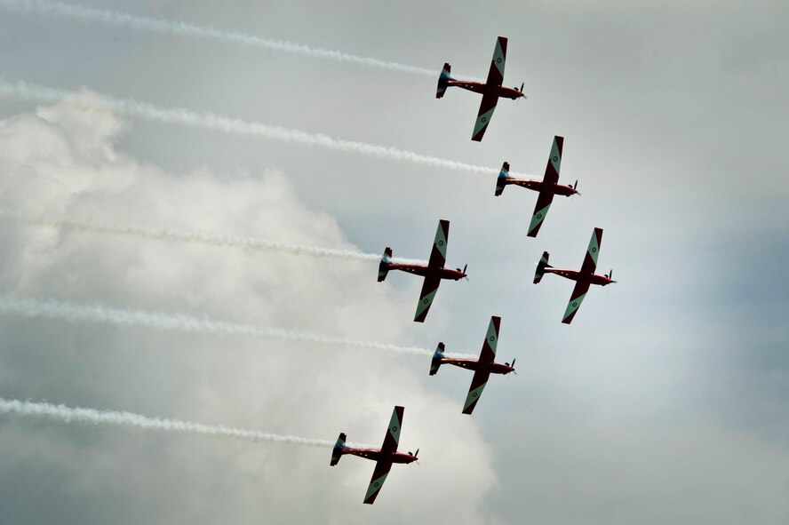 CHANGI, SINGAPORE -- Six Pilatus PC-9/A Royal Australian Air Force Roulettes performs  during the 2012 Singapore Airshow on Feb. 15. The Roulettes are the RAAF's elite formation aerobatic display team. (Department of Defense photo by U.S. Air Force Tech. Sgt. Michael R. Holzworth/Released)