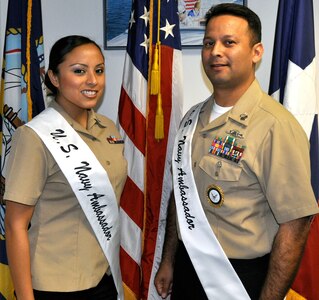 2012 JBSA Navy Ambassadors
Petty Officer 2nd Class Barbara Rodriguez
Petty Officer 1st Class Steve Duran
