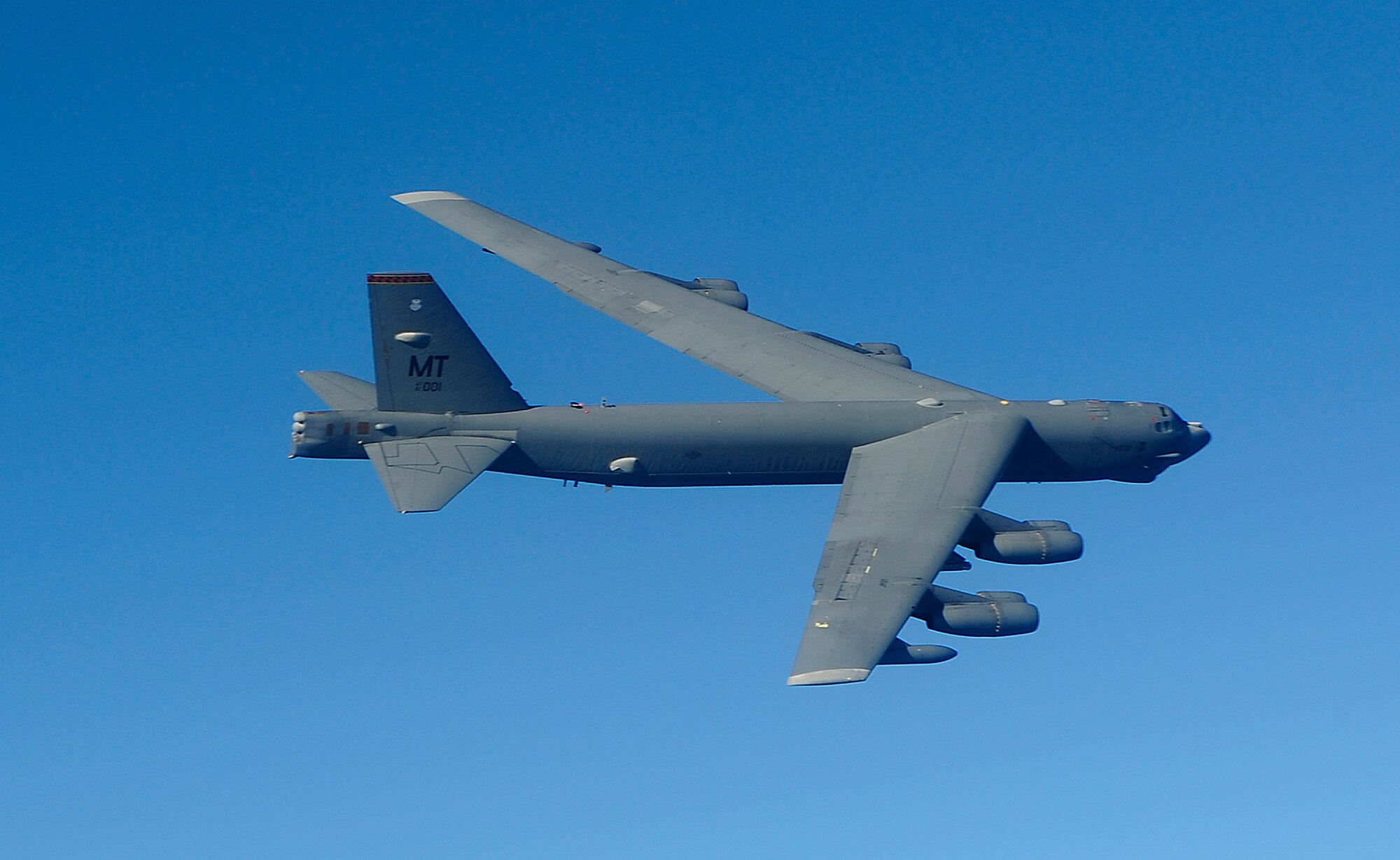 The 23rd Expeditionary Bomb Squadron showcased the B-52's long range
capability as the last performance at the Singapore Air Show, Asia's largest
air show as far as participants and attendees.  (U.S. Air Force courtesy photo)
