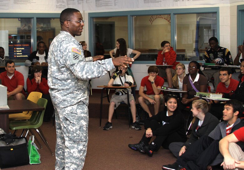 SAVANNAH, Ga. — Lt. Col. David London of the U.S. Army Corps of Engineers Savannah District talks with Jenkins High School students about careers in math and science, Feb. 23, 2012.