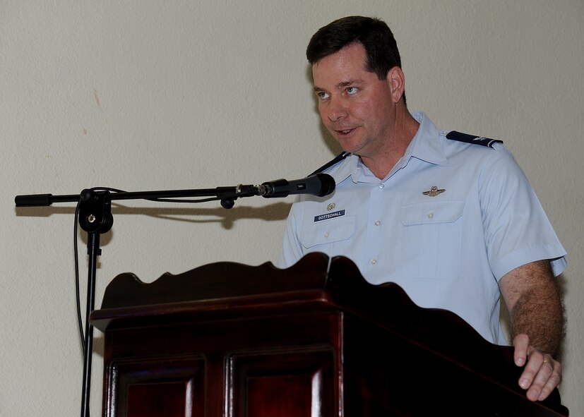 Colonel Gary Gottschall, 615th Contingency Response Wing commander, addresses Airmen from the 571st Mobility Support Advisory Squadron and the Honduran air force during his closing ceremony remarks in Tegucigalpa, Honduras, Feb. 23, 2012. (U.S. Air Force photo/Tech. Sgt. Lesley Waters)