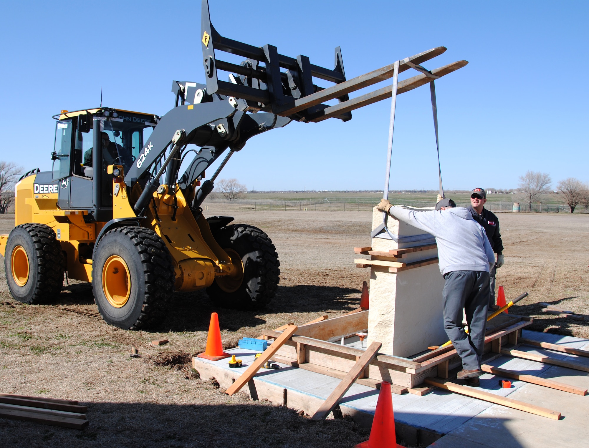 (U.S. Air Force photo/ Joe B. Wiles)