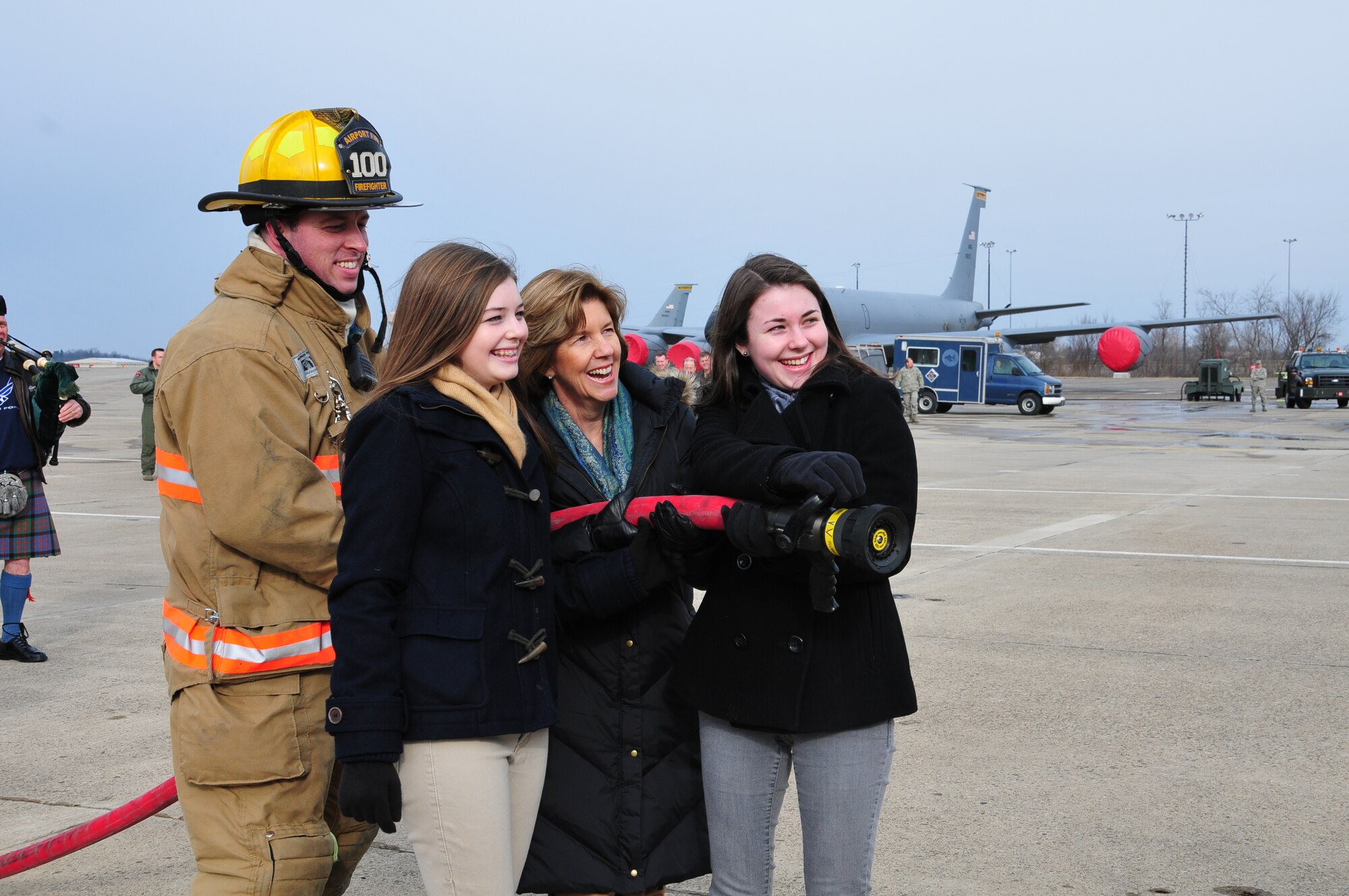 Brig. Gen. Roy Uptegraff, commander 171st Air Refueling Wing, completes the last flight of his career December 29, 2011. (National Guard photo by Master Sgt. Ann Young) (Released)