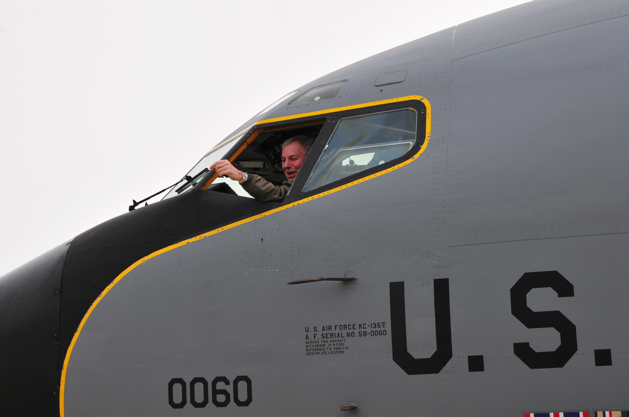 Brig. Gen. Roy Uptegraff, commander 171st Air Refueling Wing, completes the last flight of his career December 29, 2011. (National Guard photo by Master Sgt. Ann Young) (Released)