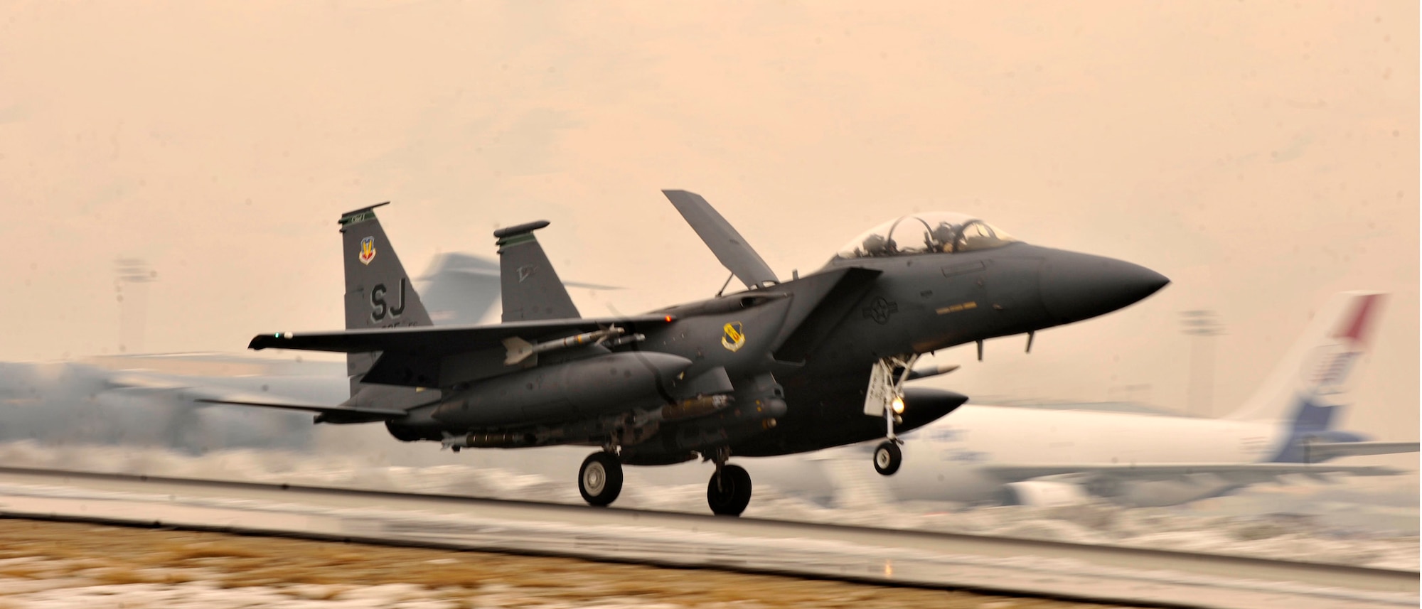 BAGRAM AIRFIELD, Afghanistan-- F-15E Strike Eagle #89-0487, lands after completing the mission that brought it’s flying hours up to 10,000 at Bagram Airfield, Afghanistan, Jan. 13, 2012. #89-0487 is the only aircraft of its type to complete an air-to-air kill and is now the only F-15 to reach 10,000 flying hours. (U.S. Air Force photo/ Airman 1st Class Ericka Engblom)