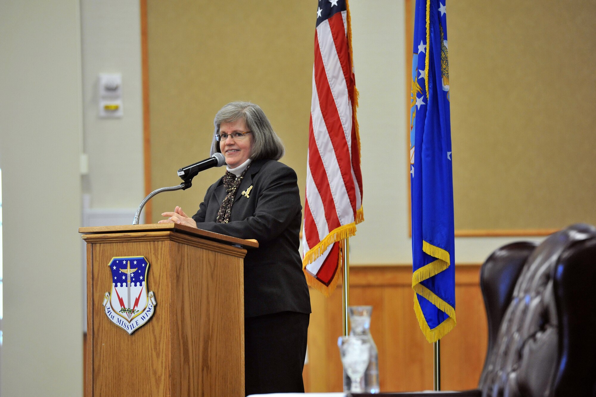 Holly Petraeus, wife of retired Army Gen. David Petraeus, shares with members of Team Malmstrom advice about facing financial challenges while in the military. She has had both personal and professional experience with the issues that military members may face. (U.S. Air Force photo/John Turner)