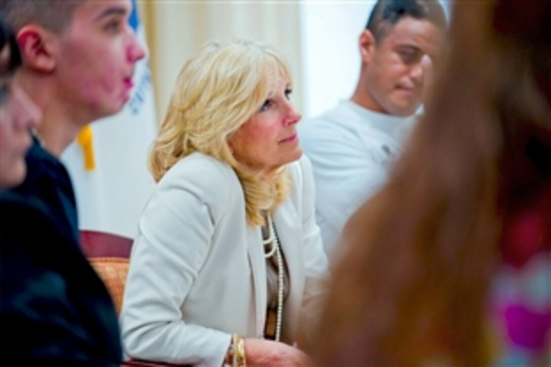 Jill Biden, wife of Vice President Joe Biden, meets with wounded warriors, their families, and staff members at the Palo Alto Polytrauma Rehabilitation Center, a part of  the Department of Veterans Affairs, in Palo Alto, Calif., Jan. 18, 2012.
