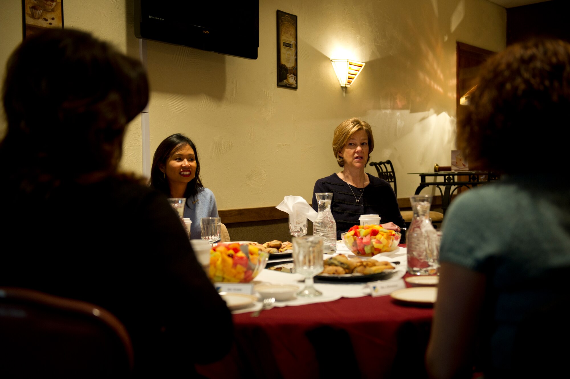 HOLLOMAN AIR FORCE BASE, N.M. -- Kim Rand, wife of U.S. Air Force Lt. Gen. Robin Rand, 12th Air Force commander, talks with members of the Key Spouses group Jan. 19 at the Officers’ Club. Rand accompanied her husband on his first trip to Holloman and visited with different base agencies. (U.S. Air Force photo by Senior Airman Kasey Close/Released)