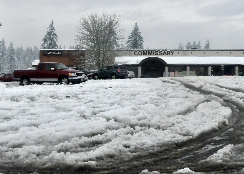 The McChord Field Commissary re-opens after a winter storm which accumulated more than nine inches of snow and temporarily shut down businesses across the installation Jan. 20, 2012, at Joint Base Lewis-McChord, Wash. (U.S. Air Force photo/Airman 1st Class Leah Young)