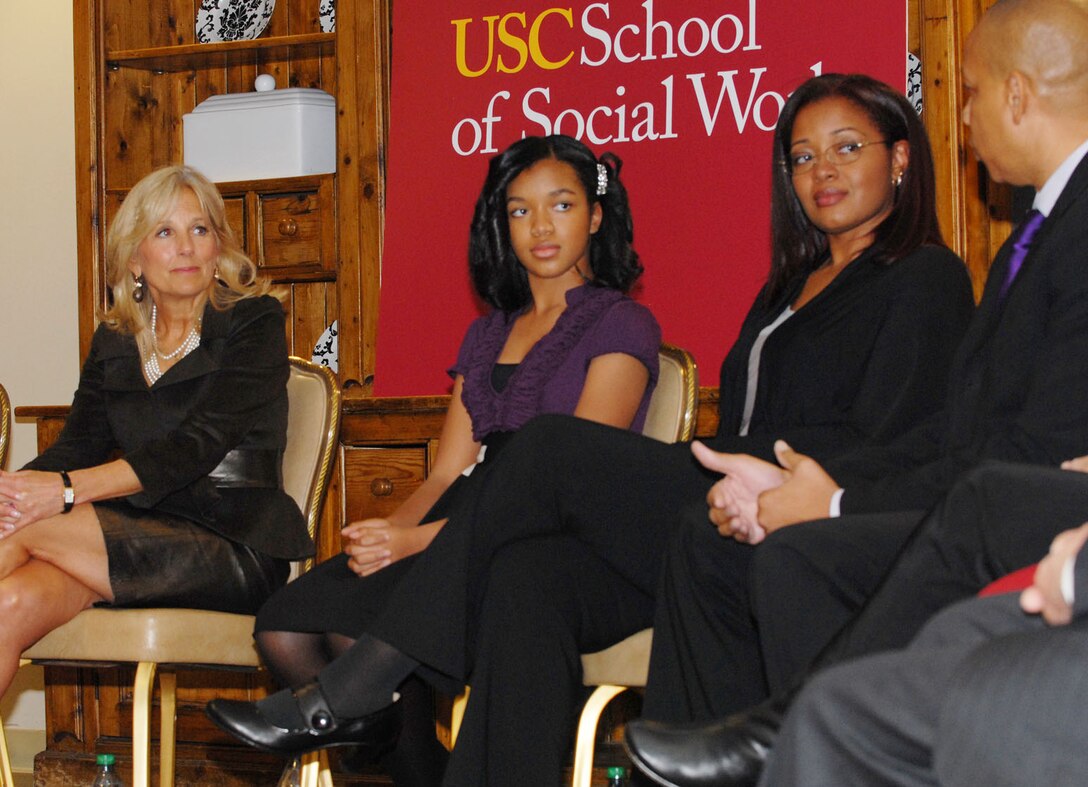 Dr. Jill Biden, wife of Vice President Joe Biden, participates in a roundtable discussion with educators, students and military family members at the University of Southern California in Los Angeles, Jan. 19, 2012. DOD photo by Elaine Sanchez